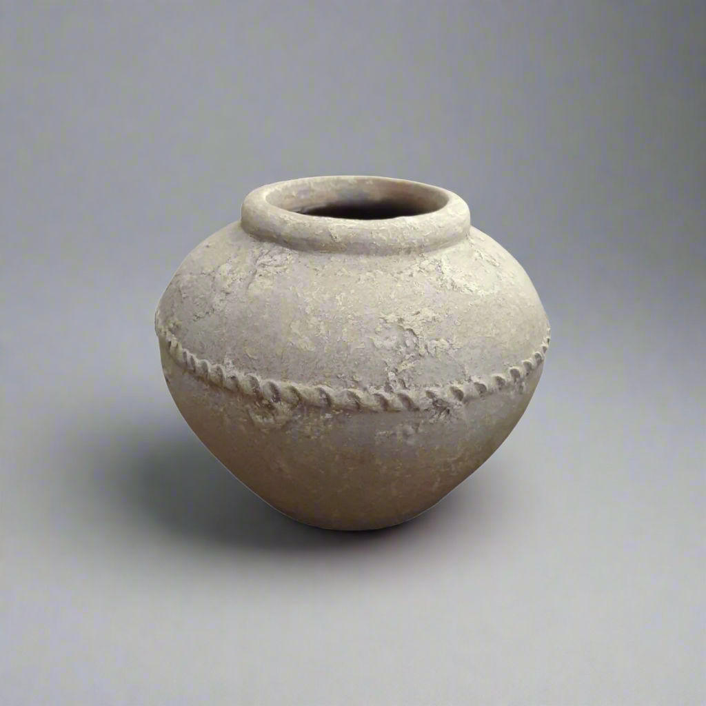 Vintage Style Terracotta Pot #27 - 29 cm