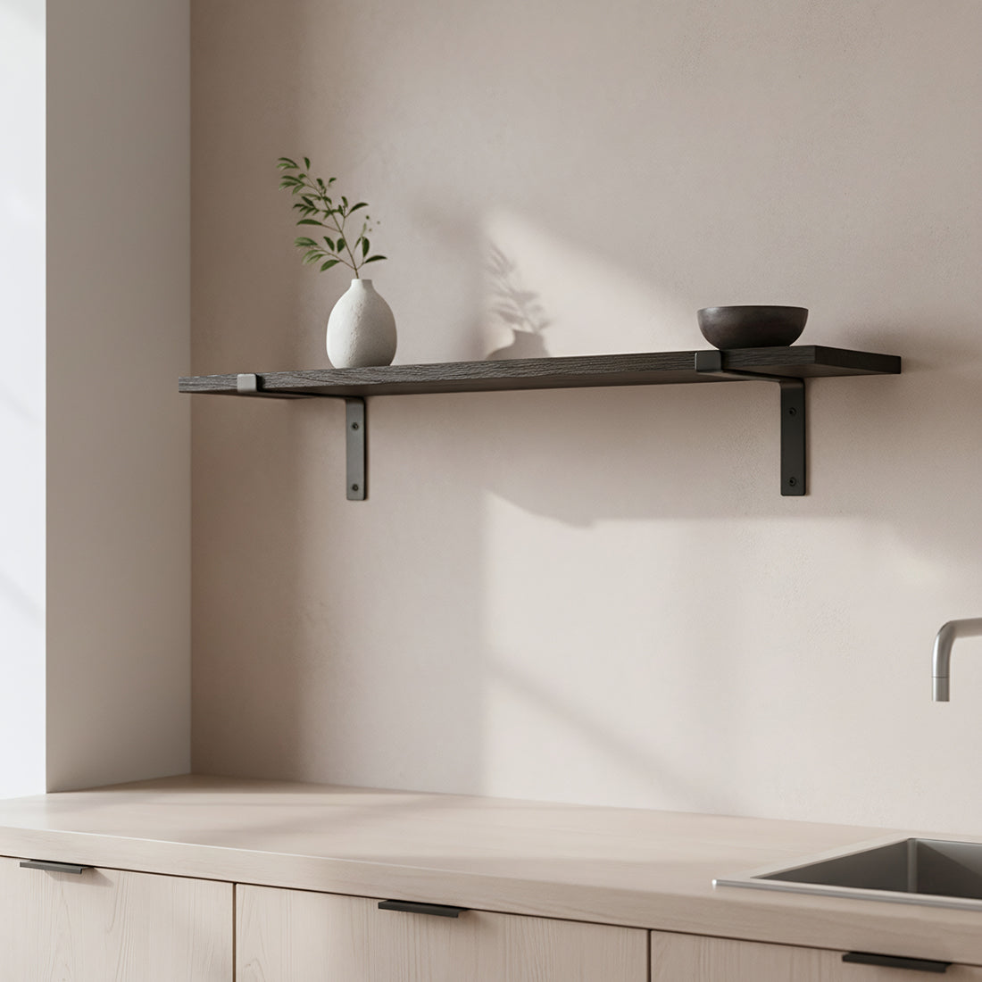 Factory vägghylla svart - FSC-återvunnet trä - 80 cm