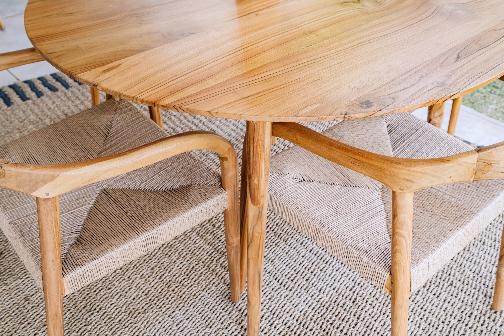 Dining Table 'Pantai' in Teak 120 cm