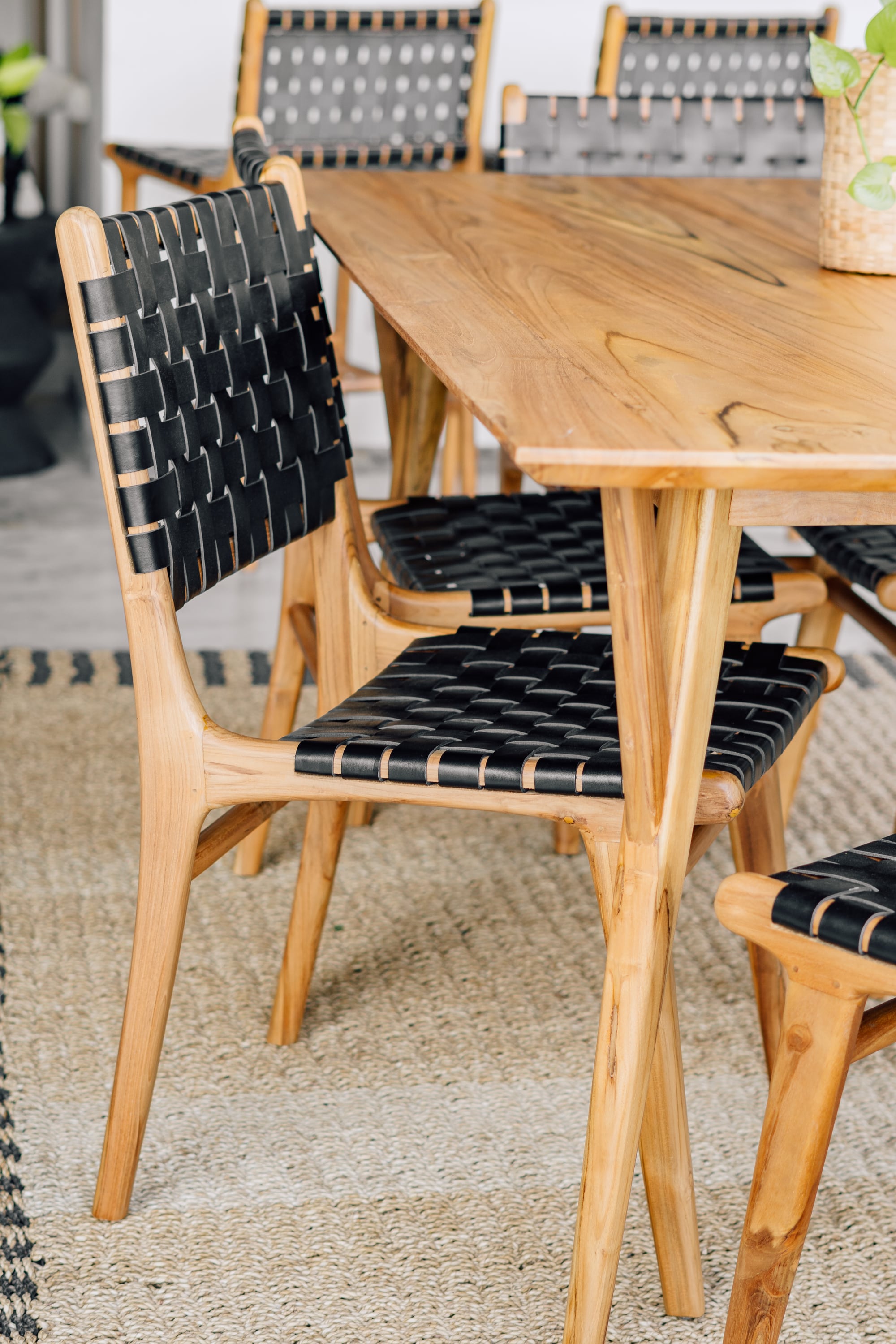 Dining Table 'Berawa' in Teak 180x100 cm