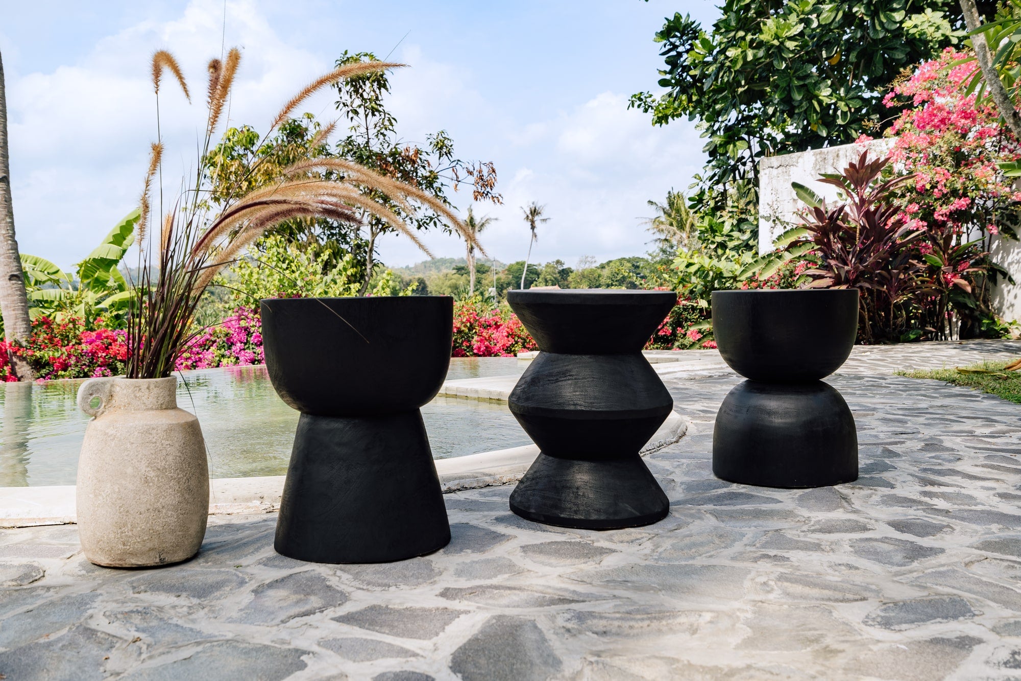1/3 Cupped 'Java' Stool - Black