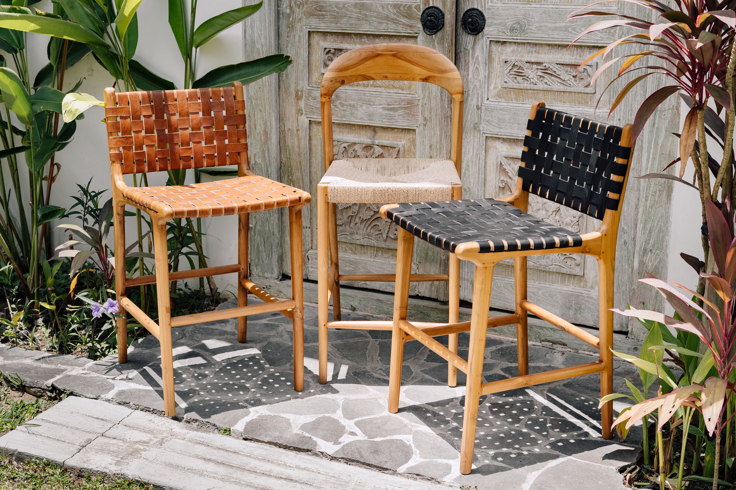 Counter Stool 'Umalas' in Teak and Leather