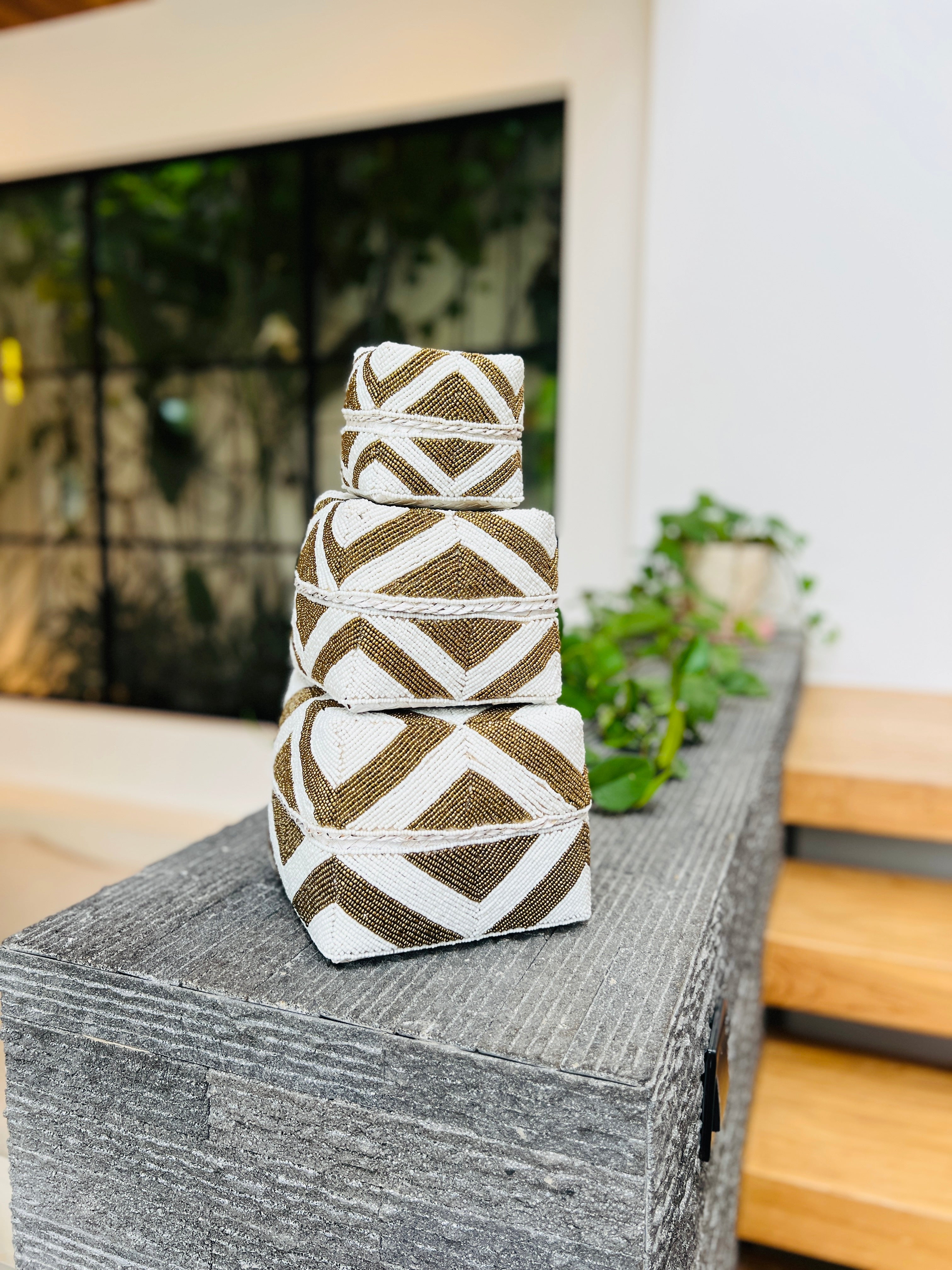 Beaded Box - Gold & White