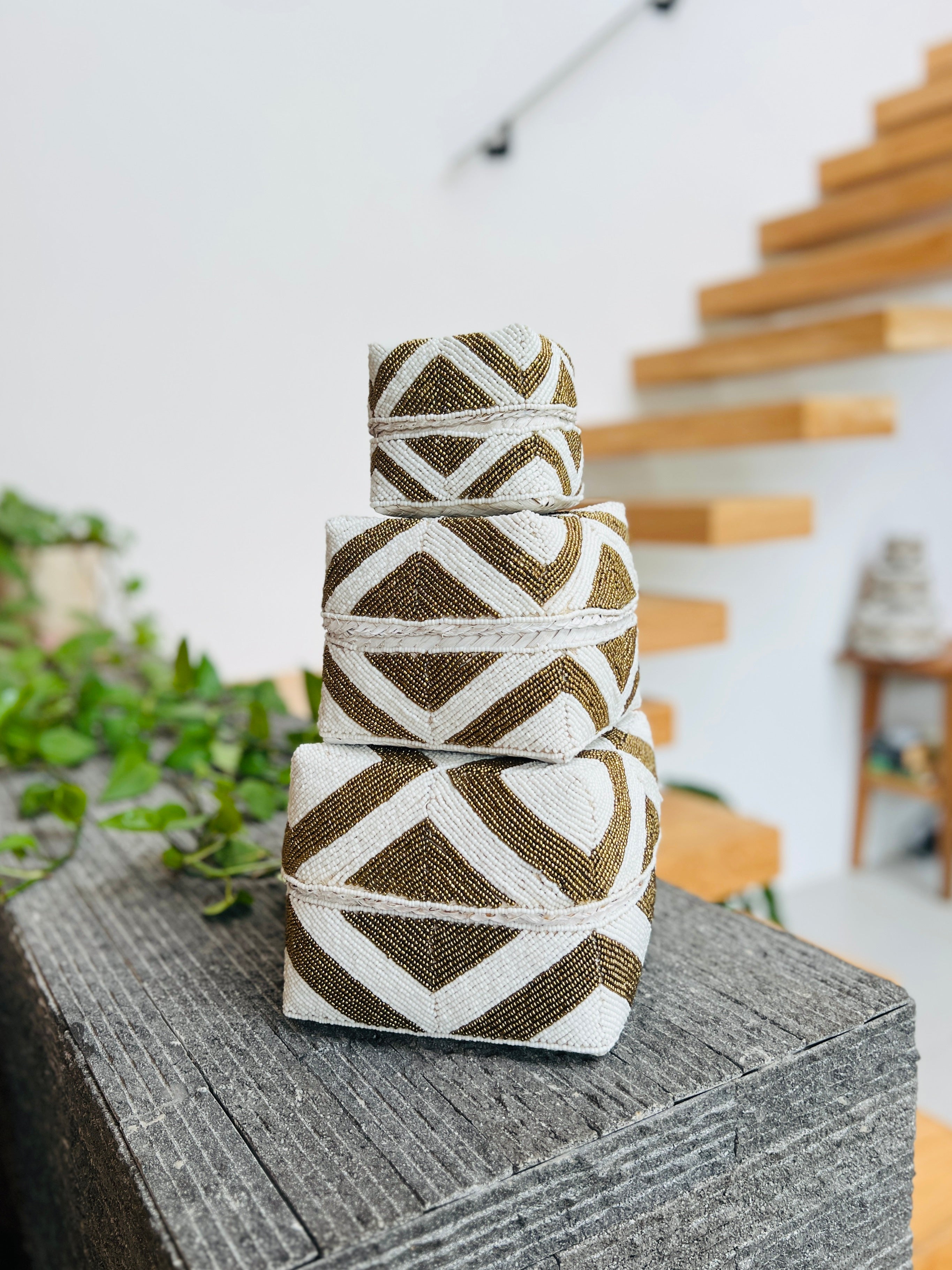 Beaded Box - Gold & White