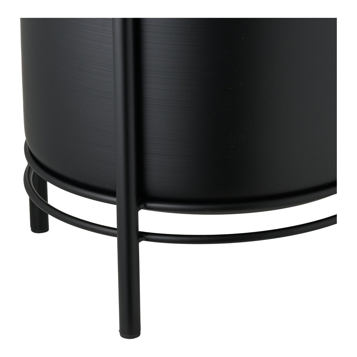 Kayu Living set of two black steel flowerpots with a sleek, durable metal stand design.