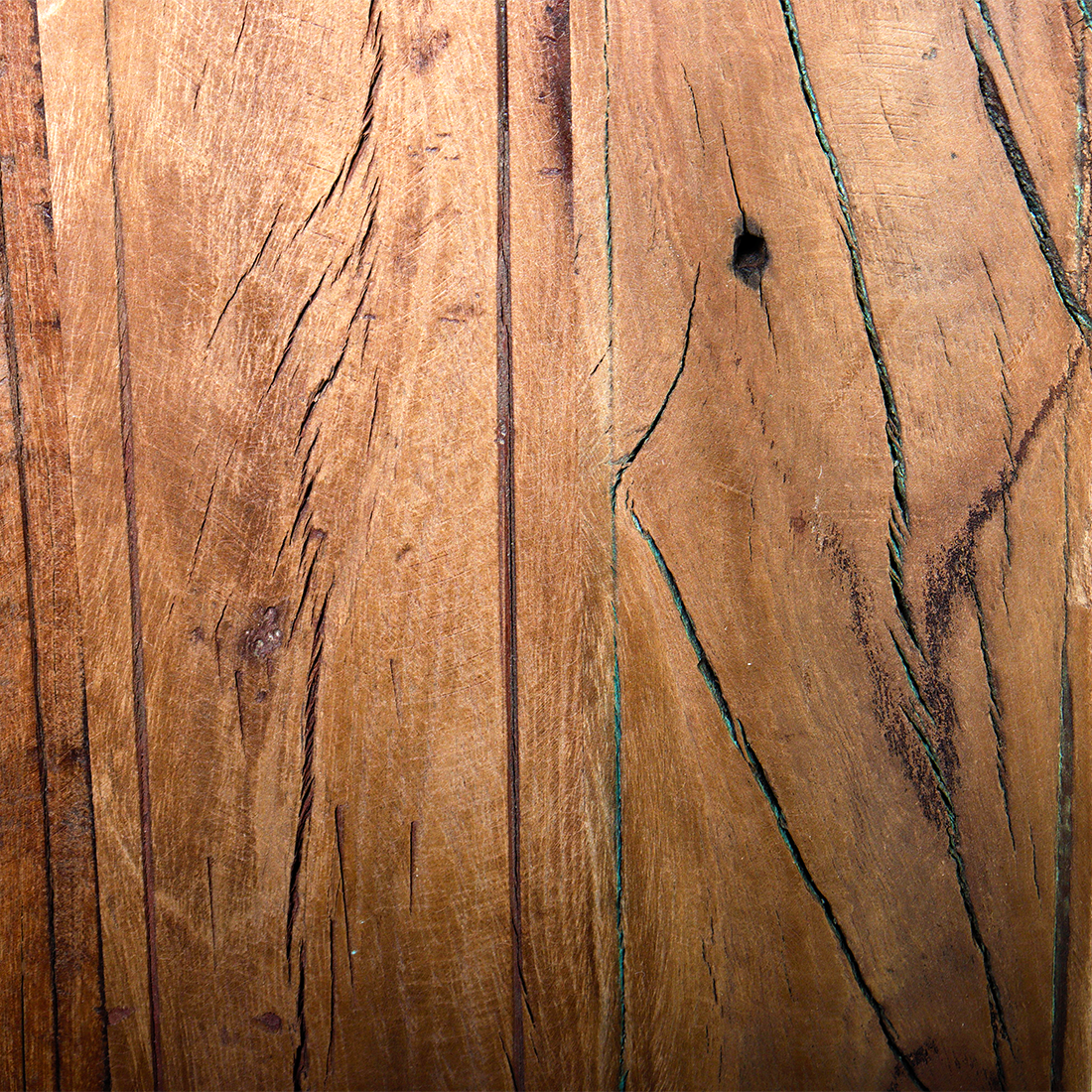 Kayu Living Farmwood bench surface showing reclaimed Indian wood grain, natural knots, and unique rustic patina.