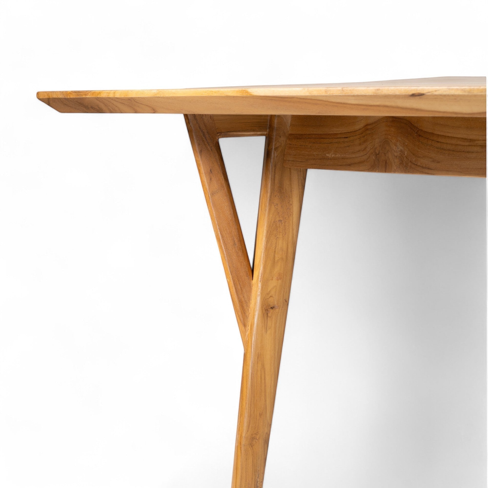 Kayu Living Berawa teak dining table with unique grain patterns and warm tones. 180x100 cm.