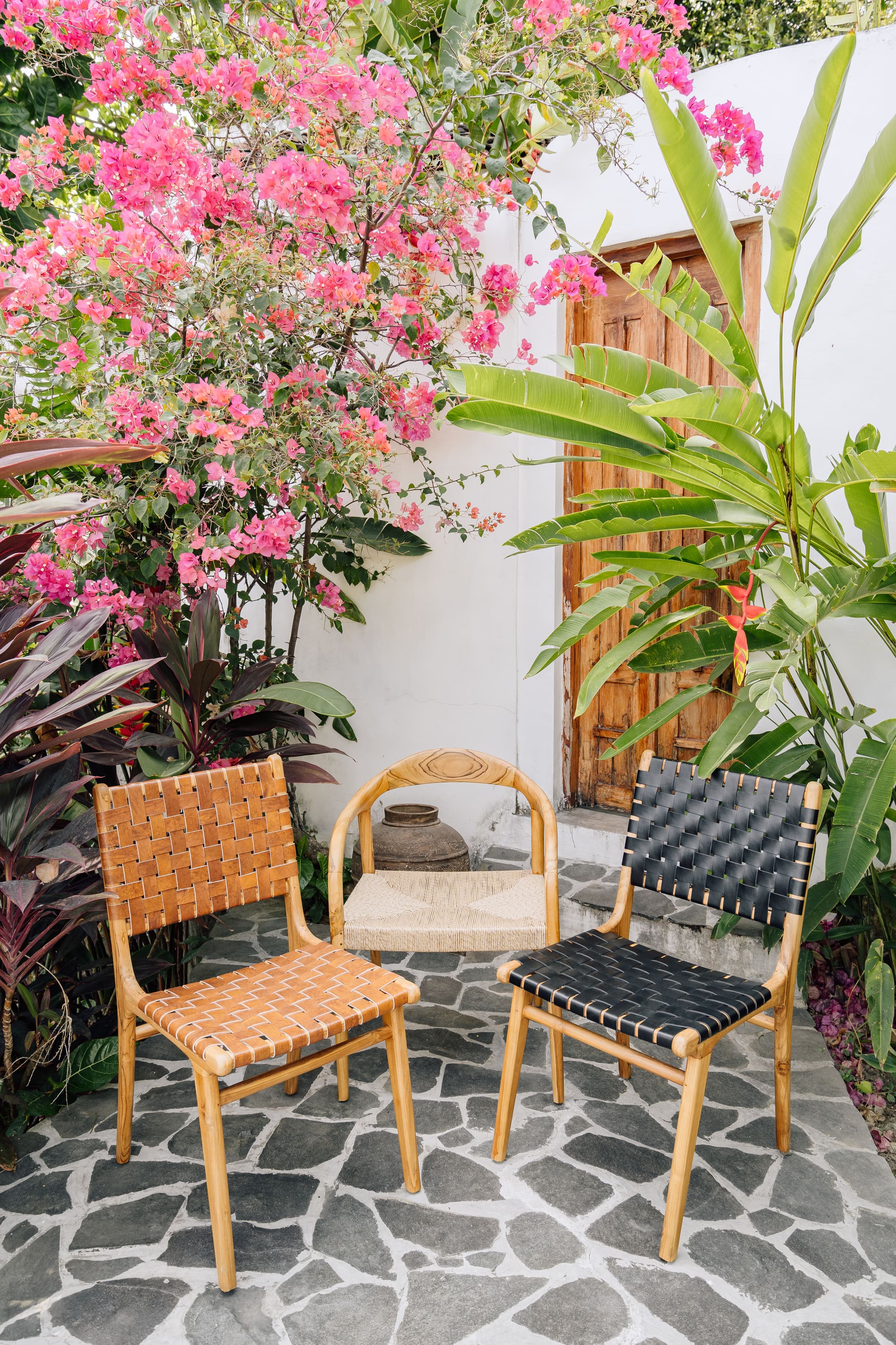 Chair in Solid Teak and Handwoven Leather