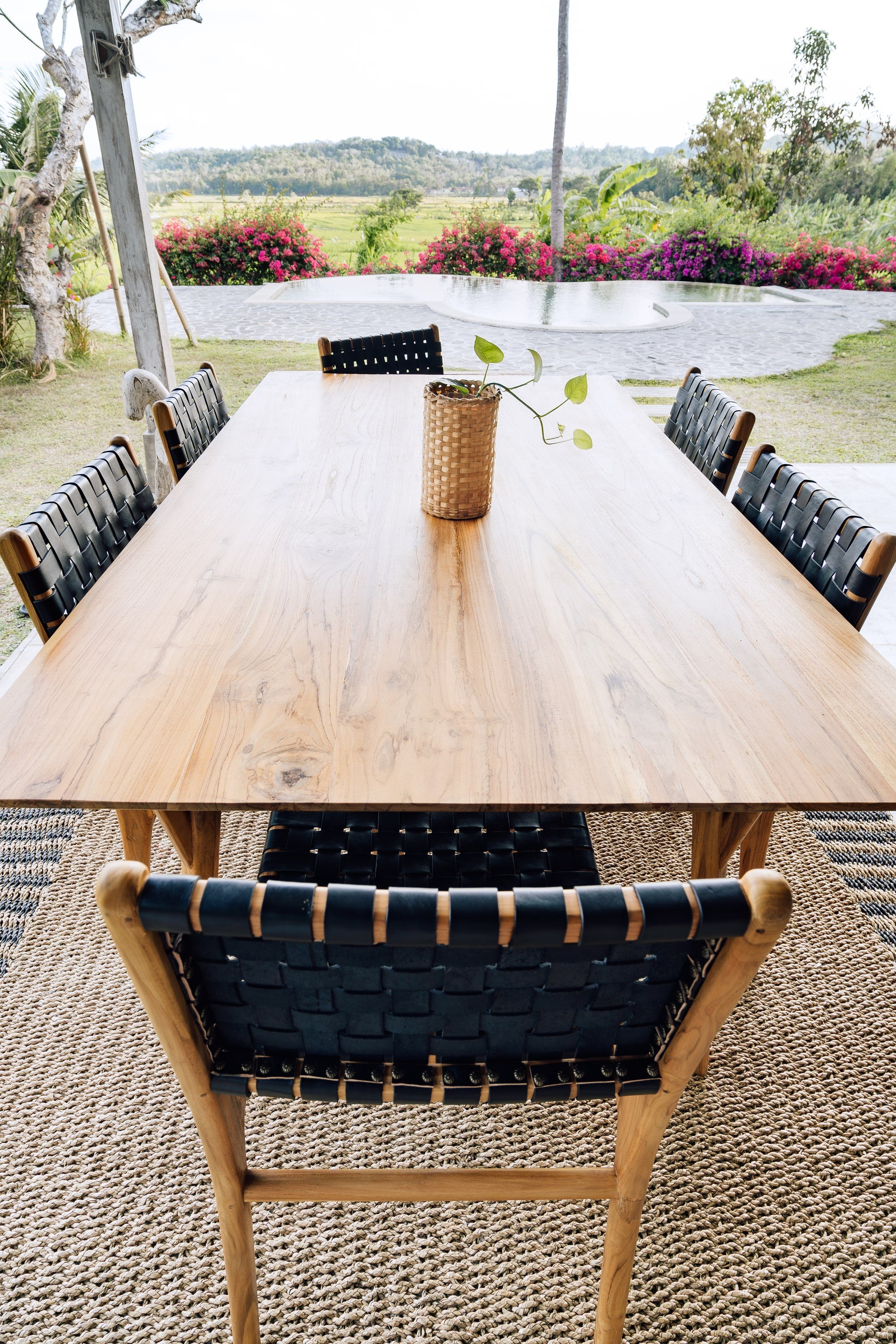 Chair in Solid Teak and Handwoven Leather