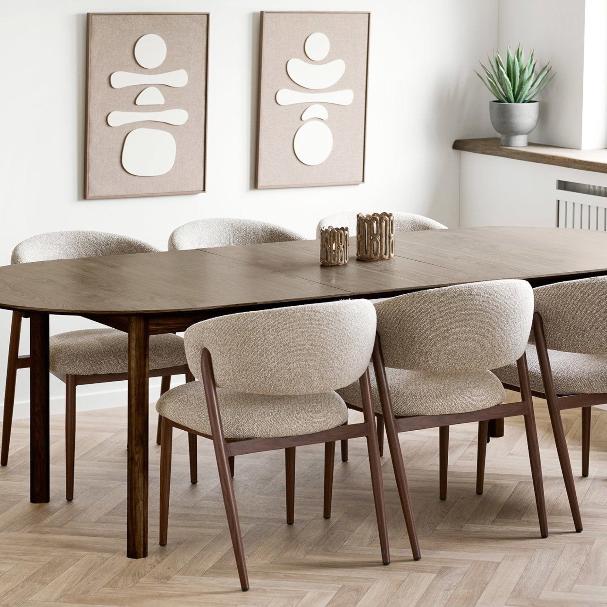 Kayu Living Diva Relief Wall Decoration No.2 in warm brown-beige, featuring textured abstract art in a dining room.